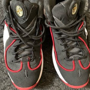 Boys Nike Air 4Y